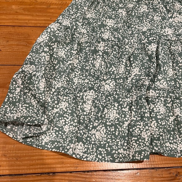 (327) —MI AMI SKIRT— - Picture 2 of 5